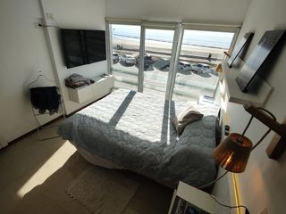 Foto 2 de VENDO Departamento en Puerto Madryn. inmejorable vista al mar   .
