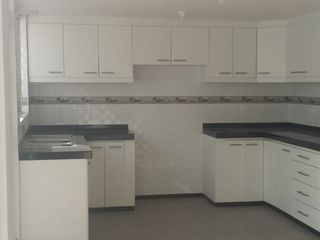 Foto 6 de CASA DE VENTA EN SECTOR CARRETAS DE CARCELÉN CALDERÓN QUITO ECUADOR
