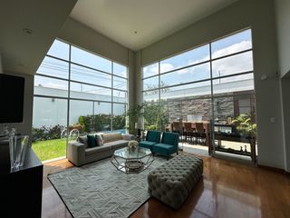 Foto 3 de Venta casa en condominio Urb. Sol de la Molina