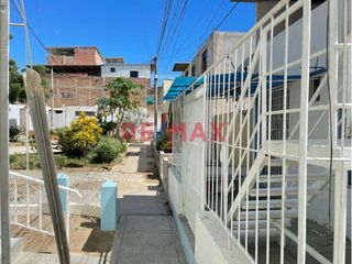 Foto 4 de Venta De Casa De 2 Pisos En Urb Faustino Piaggio F3-8 Talara -Cerca A Plaza Vea // ID: 1134220