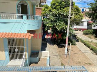 Foto 7 de Venta De Casa De 2 Pisos En Urb Faustino Piaggio F3-8 Talara -Cerca A Plaza Vea // ID: 1134220