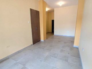 Foto 4 de LOCAL COMERCIAL EN ALQUILER EN CENTRO DE MACHALA
