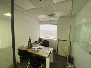 Foto 3 de MODERNA OFICINA,  EDIFICIO CON AREAS COMUNES Y CERTIFICACION LEED