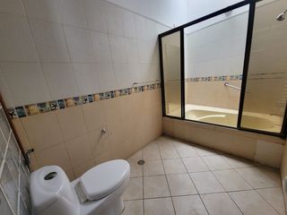 Foto 16 de CASA EN LA MOLINA VIEJA - ALQUILO O VENDO