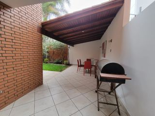 Foto 6 de CASA EN LA MOLINA VIEJA - ALQUILO O VENDO