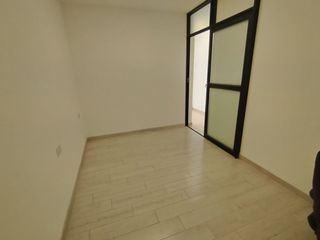 Foto 8 de Alquiler Oficina Consultorio a espalda de la Av. Benavides cdra 38 - Surco