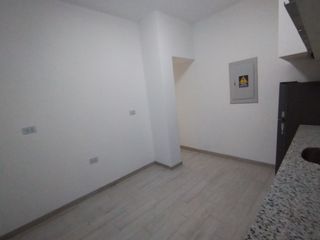 Foto 11 de Alquiler Oficina Consultorio a espalda de la Av. Benavides cdra 38 - Surco
