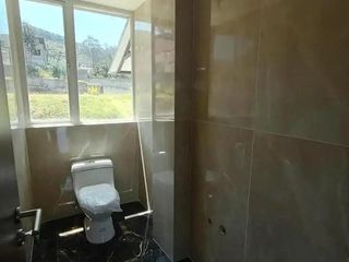 Foto 4 de AMPLIA CASA EN CONOCOTO – VENTA O ARRIENDO - 1200m2 TERRENO