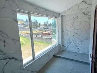 Foto 17 de AMPLIA CASA EN CONOCOTO – VENTA O ARRIENDO - 1200m2 TERRENO