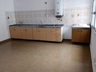 Foto 5 de Amplio departamento de dos dormitorios en venta