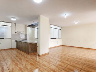Foto 4 de Venta De Departamento En Santa Anita Con Conexión A Gas Cálida