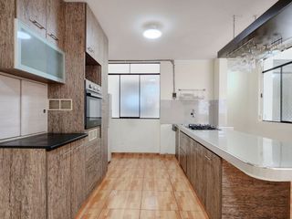Foto 5 de Venta De Departamento En Santa Anita Con Conexión A Gas Cálida