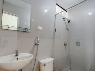 Foto 10 de Venta De Departamento En Santa Anita Con Conexión A Gas Cálida