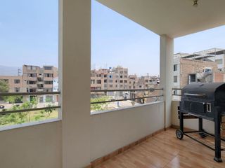 Foto 19 de Venta De Departamento En Santa Anita Con Conexión A Gas Cálida