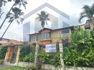 Foto 2 de Casa Amoblada en Alquiler ubicada en Colinas de los Ceibos