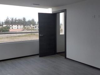 Foto 7 de 170 m2 Casa por estrenar en Renta 3 plantas mas terraza