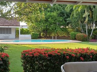 Foto 1 de Casa Campestre en Venta Girardot, Ricaurte, Cundinamarca a una cuadra del Mall de Peñalisa
