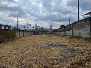 Foto 3 de Alquilo Oportunidad Negocio Terreno 700m² Samanes 7 a ½ cuadra Av. Orellana