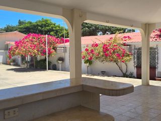 Foto 3 de ¡Vendo Casa Esquinera 500m² en Salinas, Santa Elena, ¡Colegio Rubira!