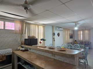 Foto 15 de ¡Vendo Casa Esquinera 500m² en Salinas, Santa Elena, ¡Colegio Rubira!