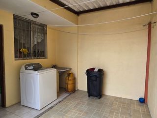 Foto 7 de Vendo Casa Esquinera en Urbanización Estrella del Mar con 4 Dormitorios 199 m²