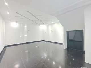 Foto 5 de LOCAL COMERCIAL EN RENTA - ELOY ALFARO