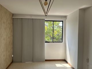 Foto 1 de APARTAMENTO EDIFICIO PORTAL DE LA FLORESTA