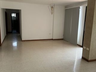 Foto 4 de APARTAMENTO EDIFICIO PORTAL DE LA FLORESTA