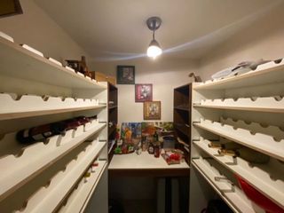 Foto 8 de VENTA CASA 4 DORMITORIOS CON SUITE EN URBANIZACIONCAMPO ALEGRE, MONTESERRIN