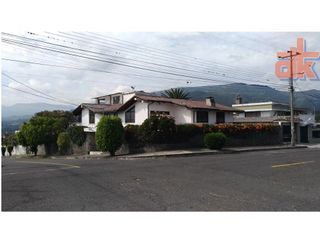Foto 21 de Arriendo Amplia Casa 350m2 independiente la Primavera 2