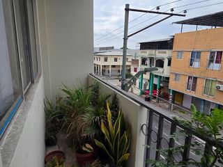 Foto 24 de Vendo Casa 3 pisos en Gómez Rendón y la 6ava Uso Comercial - Residencial