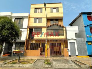 Foto 1 de Se Vende Casa Frente A Parque