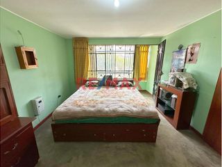 Foto 3 de Se Vende Casa Frente A Parque
