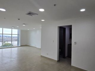 Foto 5 de Alquilo Oficina de 55m² en Moderno Edificio Sky Building, Salida Aeropuerto