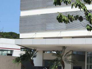 Foto 5 de Alquilo QUO Luxury Apartaments, amoblado Frente Mall del Sol 2 dormitorios