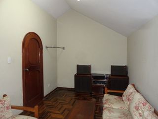 Foto 12 de CASA EN SAN BORJA CERCA AL CENTRO COMERCIAL LA RAMBLA