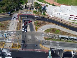 Foto 9 de ¡OPORTUNIDAD ÚNICA DE INVERSIÓN! CASA COMO TERRENO EN ZONA ESTRATÉGICA DE SAN MARTÍN DE PORRES