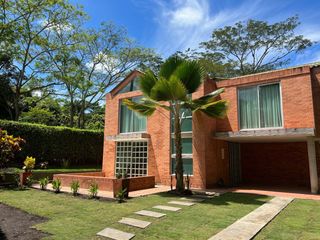 Foto 1 de VENTA HERMOSA CASA EN APULO CUNDINAMARCA