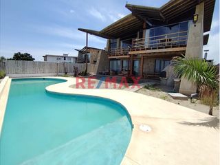 Foto 1 de 🔥 ¡Exclusiva Casa De Playa En Vichayito - Los Organos – Frente Al Mar Y Lista Para Ti! 🏡🌊 // ID: 1134635