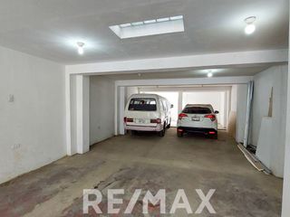 Foto 5 de ✅ Local Comercial 100 M² En Av. Universitaria Y Av. Mayolo / Amplio