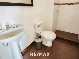 Foto 6 de Venta De Departamento En Cercado De Lima 40M2