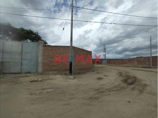 Foto 11 de Venta De Terreno En Zona Industrial De Sullana A 200 Metros Del Grifo Kike // ID: 1134627