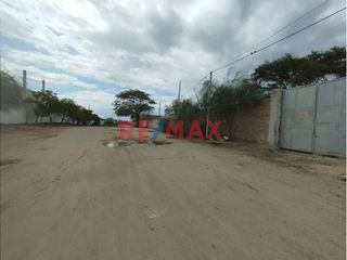 Foto 10 de Venta De Terreno En Zona Industrial De Sullana A 200 Metros Del Grifo Kike // ID: 1134627