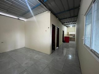 Foto 2 de casa de venta en Manta zona norte