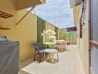 Foto 5 de Apartamento Amoblado de 3 Habitaciones en Planta Baja en Urb. La Riviera con Patio y Muebles Exclusivos