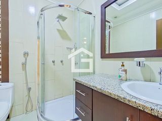 Foto 15 de Apartamento Amoblado de 3 Habitaciones en Planta Baja en Urb. La Riviera con Patio y Muebles Exclusivos