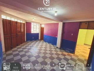 Foto 6 de VENTA DE CASA CENTRICA EN JULIO ROSPIGLIOSI