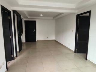 Foto 4 de Alquilo Departamento de 2 Dormitorios La Vista Towers Seguridad cerca City Mall