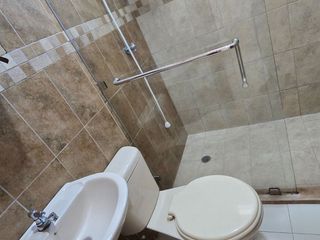 Foto 18 de Vendo Moderna Casa en Ciudadela Guayacanes 2 Plantas en Sector Cerrado