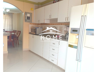 Foto 4 de Casa Amoblada de Arriendo, Urbanizacion, Machala El Oro